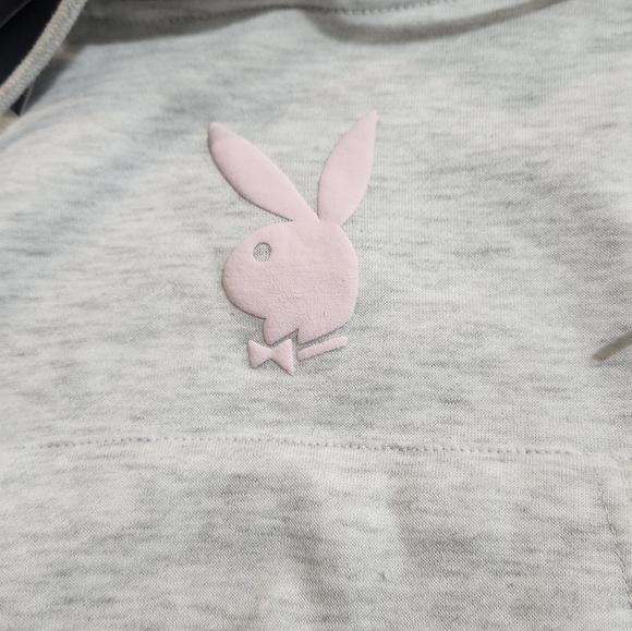 Sweatshirt - Picture 2 of 5